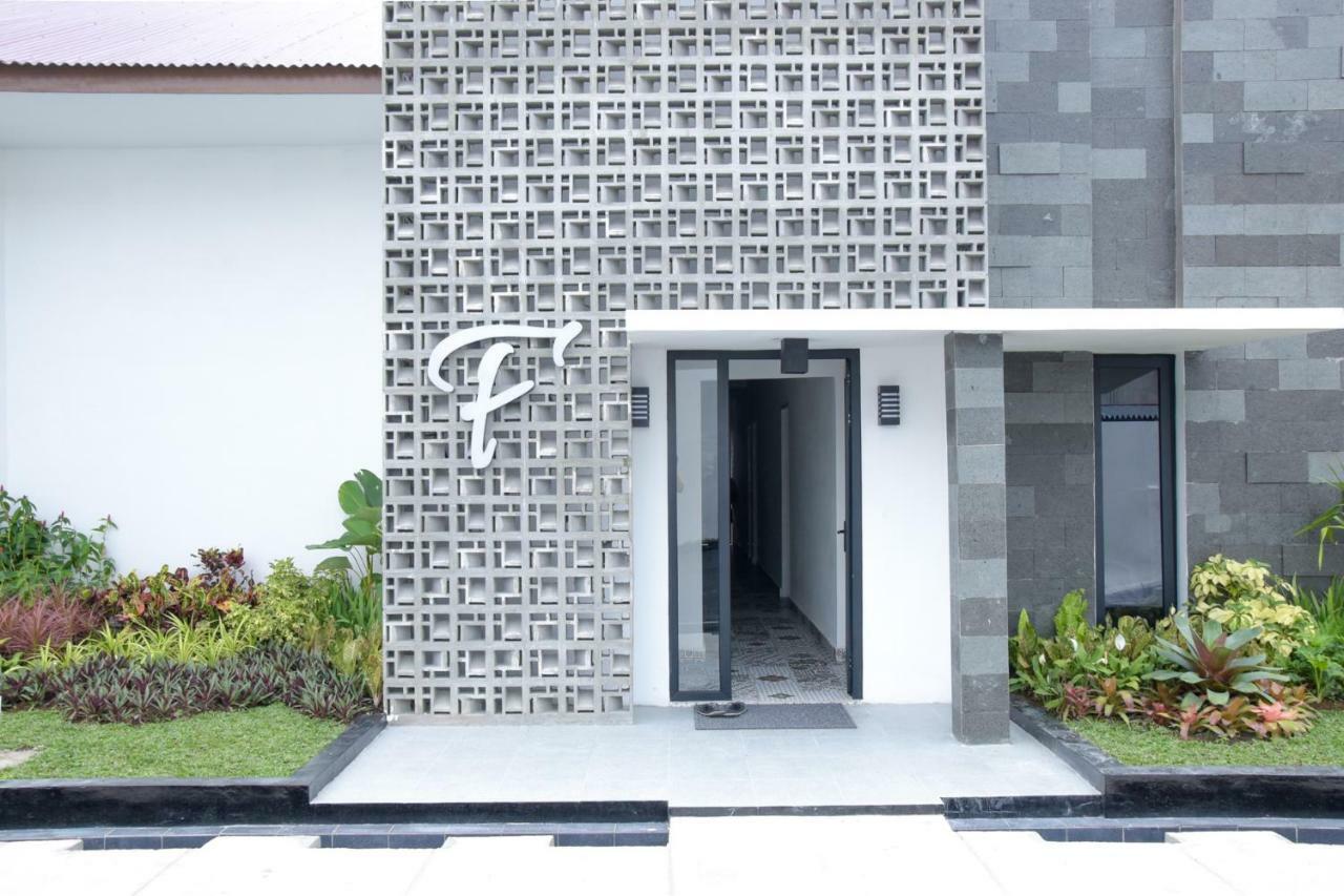 Reddoorz Plus Near Unimed Medan Hotel Bagian luar foto